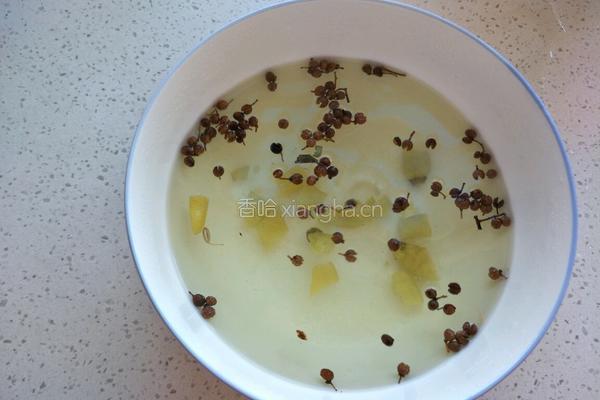酸辣泡菜丁的做法图解4