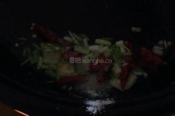 大白菜炒豆皮的做法图解5