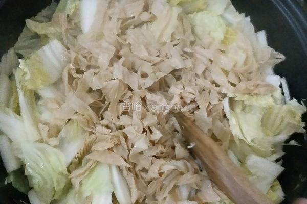 大白菜炒豆皮的做法图解7