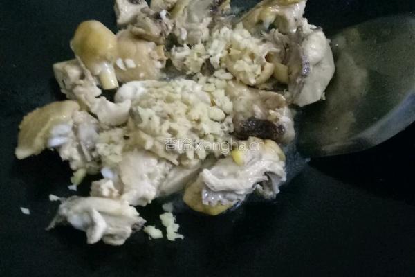 土豆焖鸡肉的做法图解4