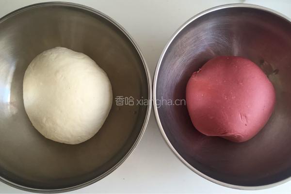 花样馒头的做法图解1