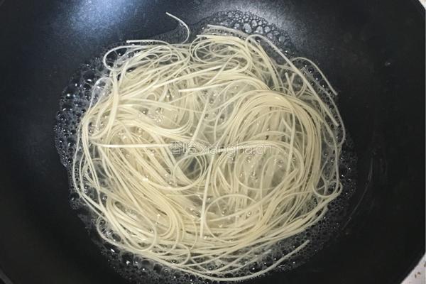 拌面的做法图解2