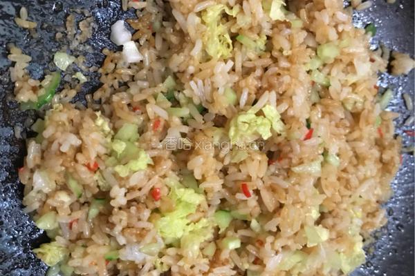肉末青瓜大白炒饭的做法图解5