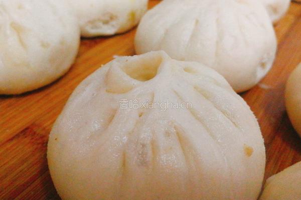 芹菜猪肉馅包子的做法图解11