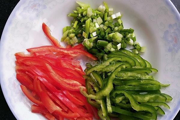 青椒土豆丝的做法图解2