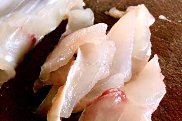 酥脆麻辣鱼片的做法图解5