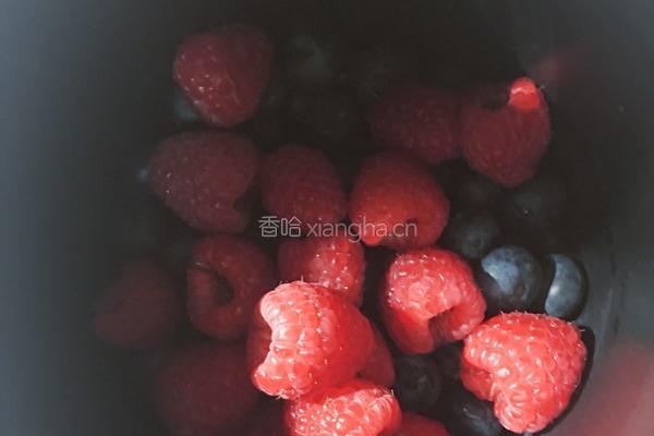 混合莓果酱 树莓蓝莓酱的做法图解2