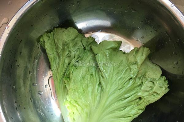 白灼生菜的做法图解1