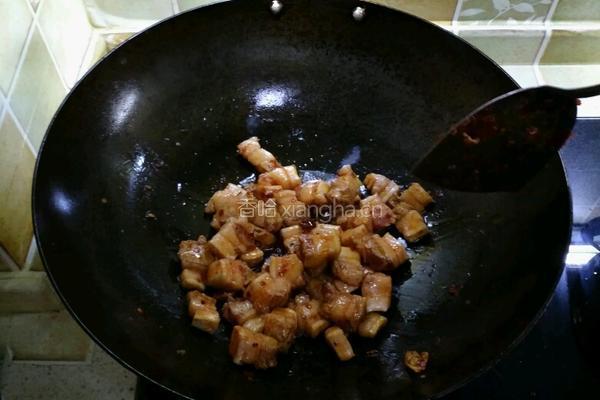 胡萝卜烧肉的做法图解3