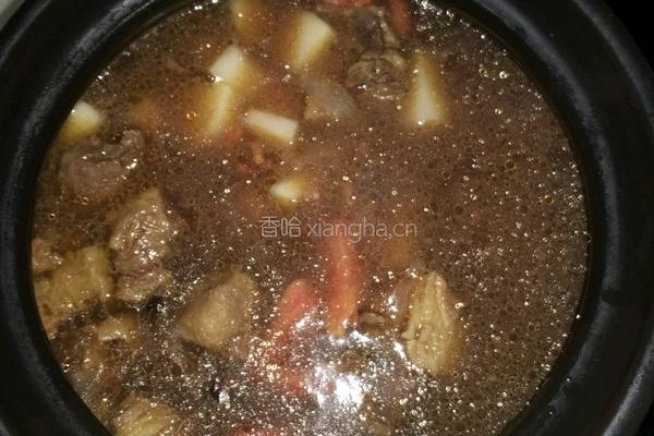 砂锅西红柿土豆炖牛腩（毛豆）的做法图解4