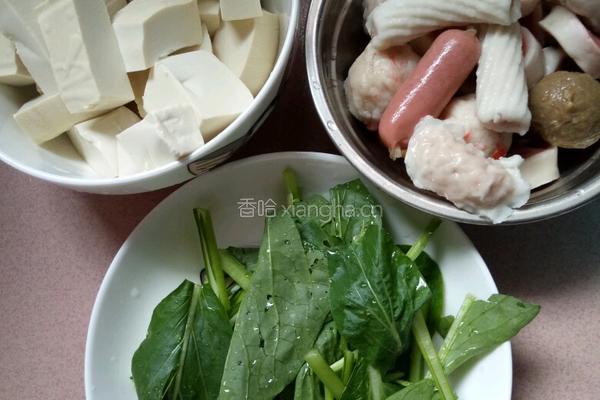 丸子豆腐青菜汤的做法图解1