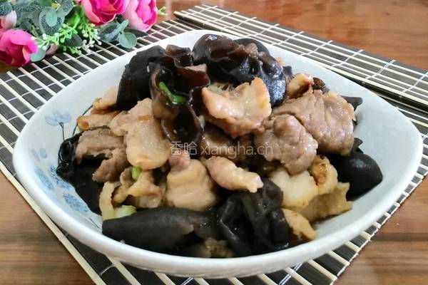香菇黑木耳炒肉片的做法图解6