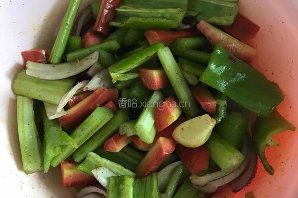 酱香鸡翅的做法图解2