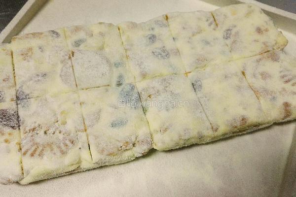 焦糖味坚果雪花酥的做法图解10