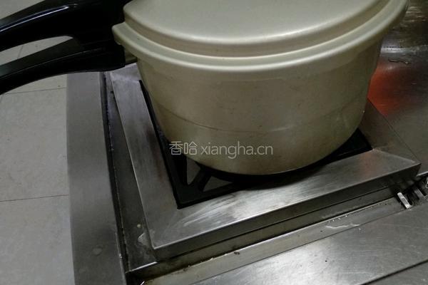 鸡汁娃娃菜的做法图解1