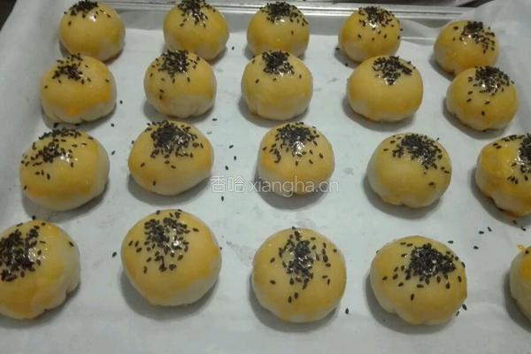 蛋黄酥的做法图解10