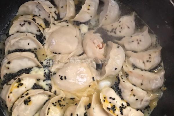西红柿鸡蛋馅抱蛋煎饺的做法图解8