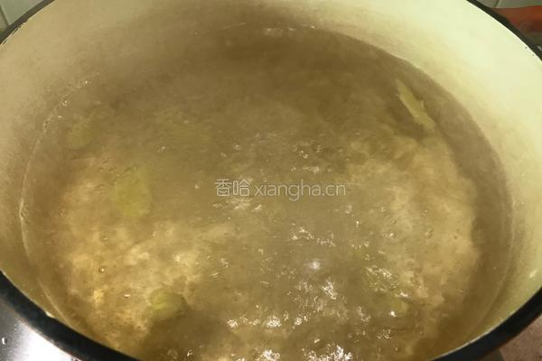 茶树菇炖排骨的做法图解6