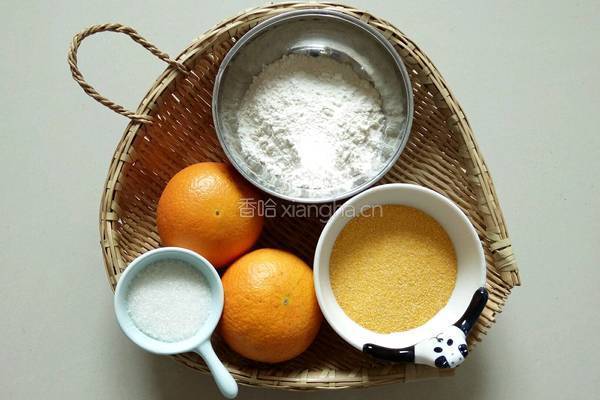 橙汁玉米面饼的做法图解1