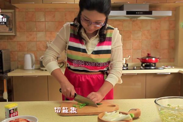 韩式辣白菜豆芽汤的做法图解4