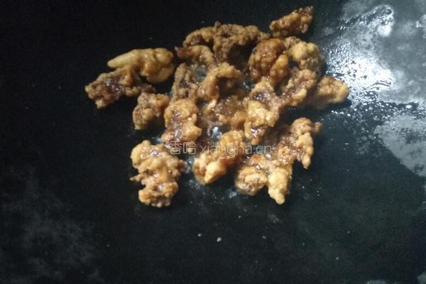 平菇酥肉汤的做法图解2