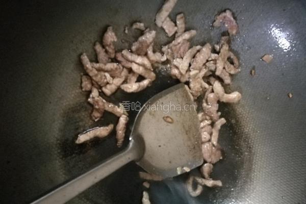 蒜苗炒肉片的做法图解3