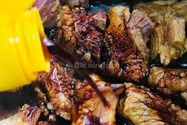 板栗焖排骨的做法图解7