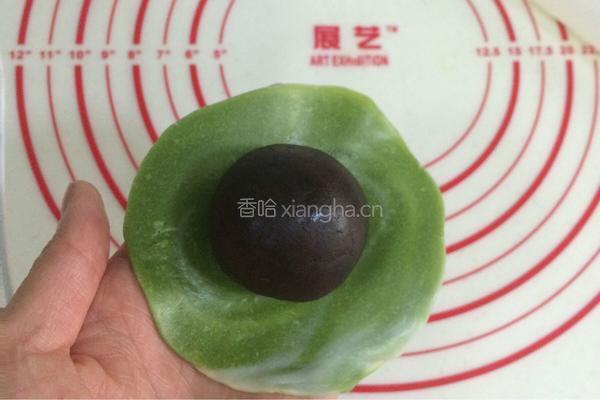 四色螺旋蛋黄酥的做法图解22