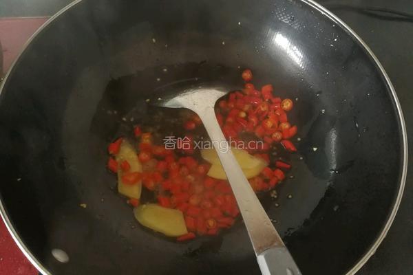 土豆焖鸡的做法图解3
