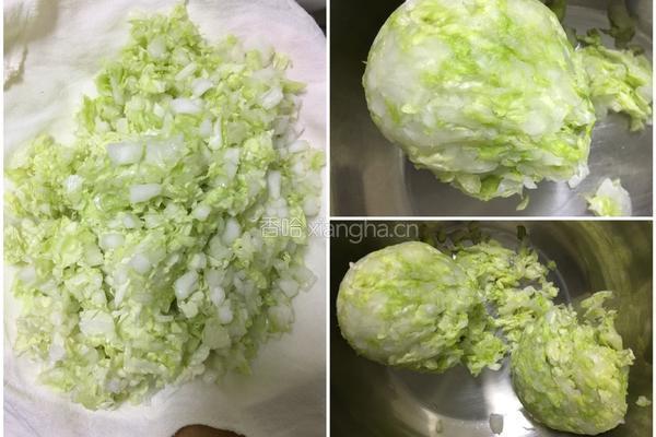 面粉蒸白菜的做法图解2