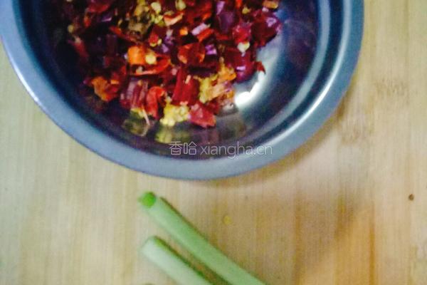 超好吃的辣椒油的做法图解2