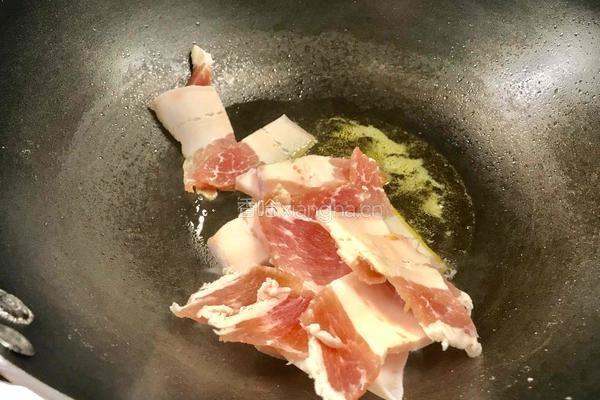 五花肉炒扁豆的做法图解7