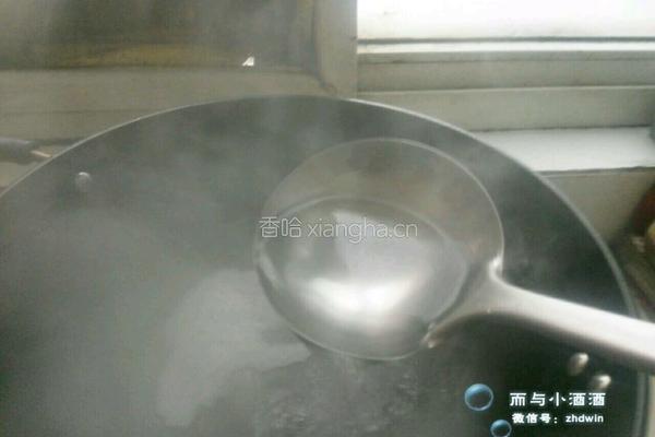 糖霜花生的做法图解3