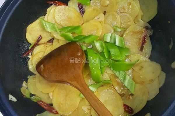 酸辣土豆片的做法图解8