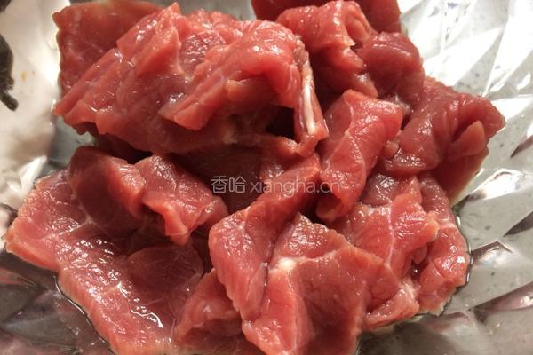 牛肉海带汤的做法图解2