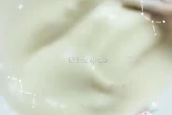 红薯粉面条的做法图解3