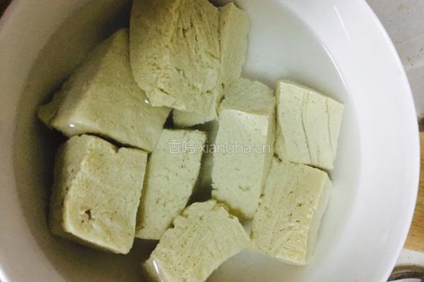 白菜猪肉炖粉条的做法图解7