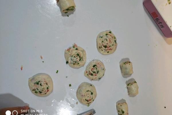 本帮葱油饼的做法图解3
