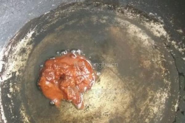 蒜苔肉丝炒饼的做法图解2