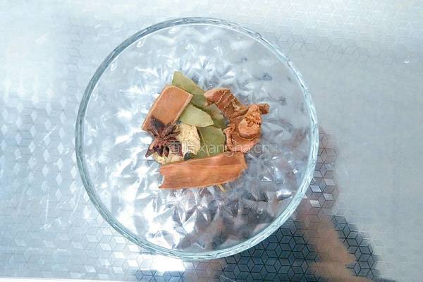 胡萝卜豆腐炖排骨的做法图解5