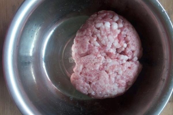 自制猪肉馄饨的做法图解1