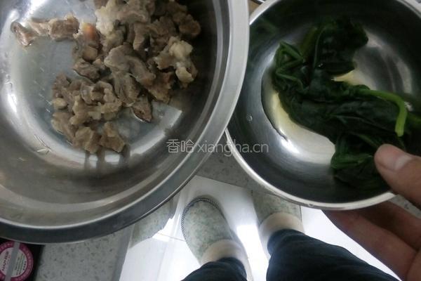 牛肉菠菜汤的做法图解4