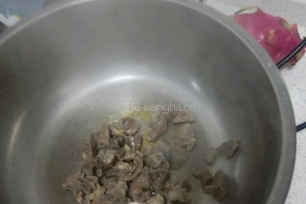 牛肉菠菜汤的做法图解5