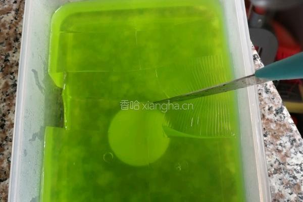 绿色凉糕的做法图解8