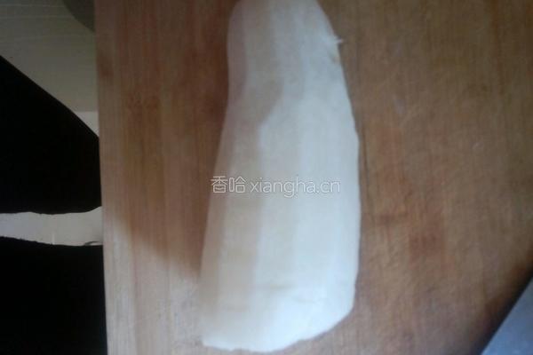 白萝卜猪肉饺子的做法图解1