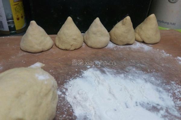 玉米窝窝头的做法图解3