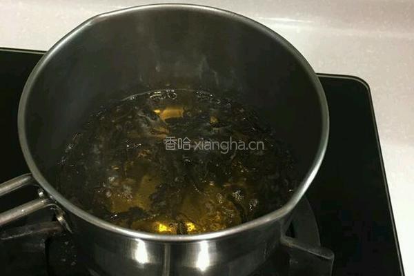 奶茶的做法图解1