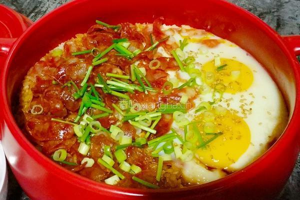 广式腊肠煲仔饭