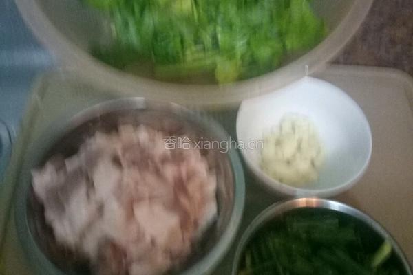 香芹干煸回锅肉的做法图解1