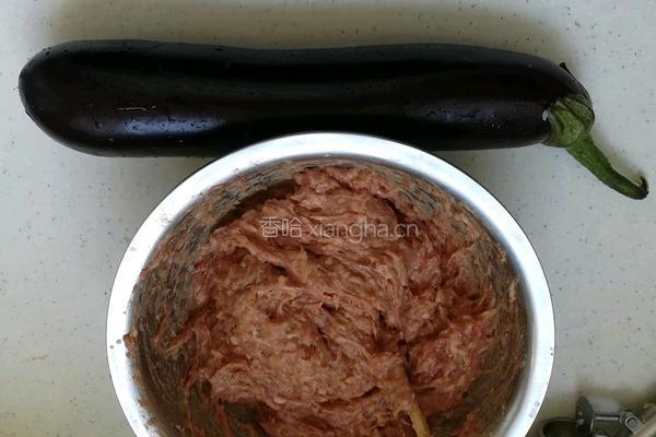 灯笼茄子的做法图解1